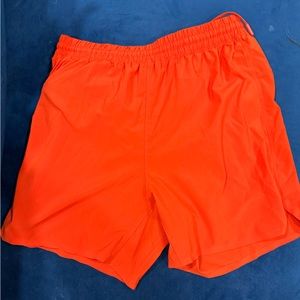 Men’s running shorts!